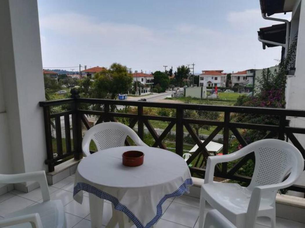 Melina Apartments Никити Экстерьер фото